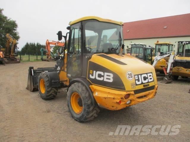 JCB 406 B Kolesové nakladače