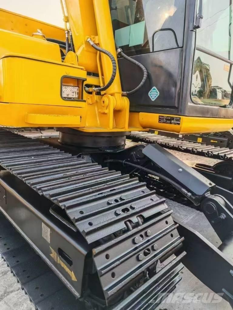 Komatsu 70-8 Pásové rýpadlá