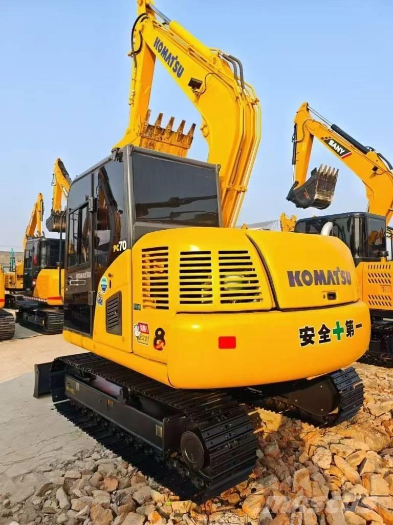 Komatsu 70-8 Pásové rýpadlá