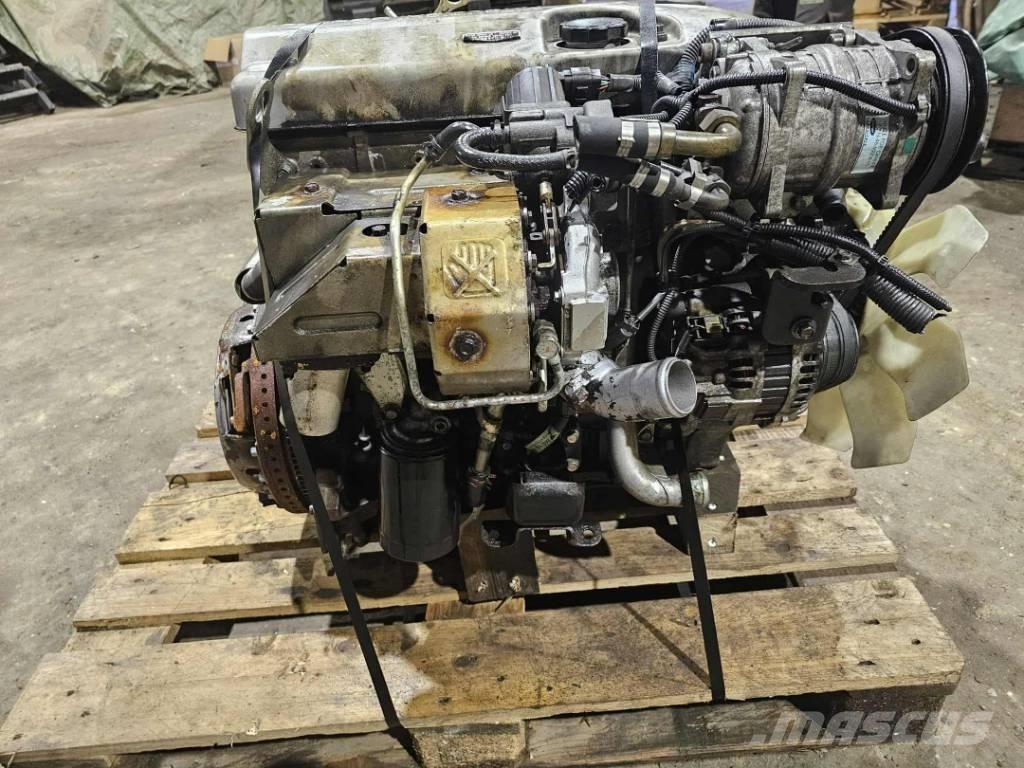 Mitsubishi 4M42-3AT2 Motory