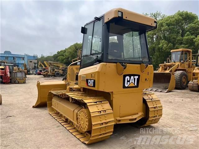 CAT D 5 K Pásové dozéry