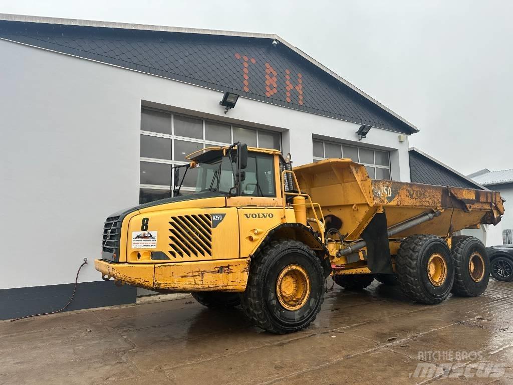 Volvo A 25 D Nr.8 Kĺbové nákladné autá