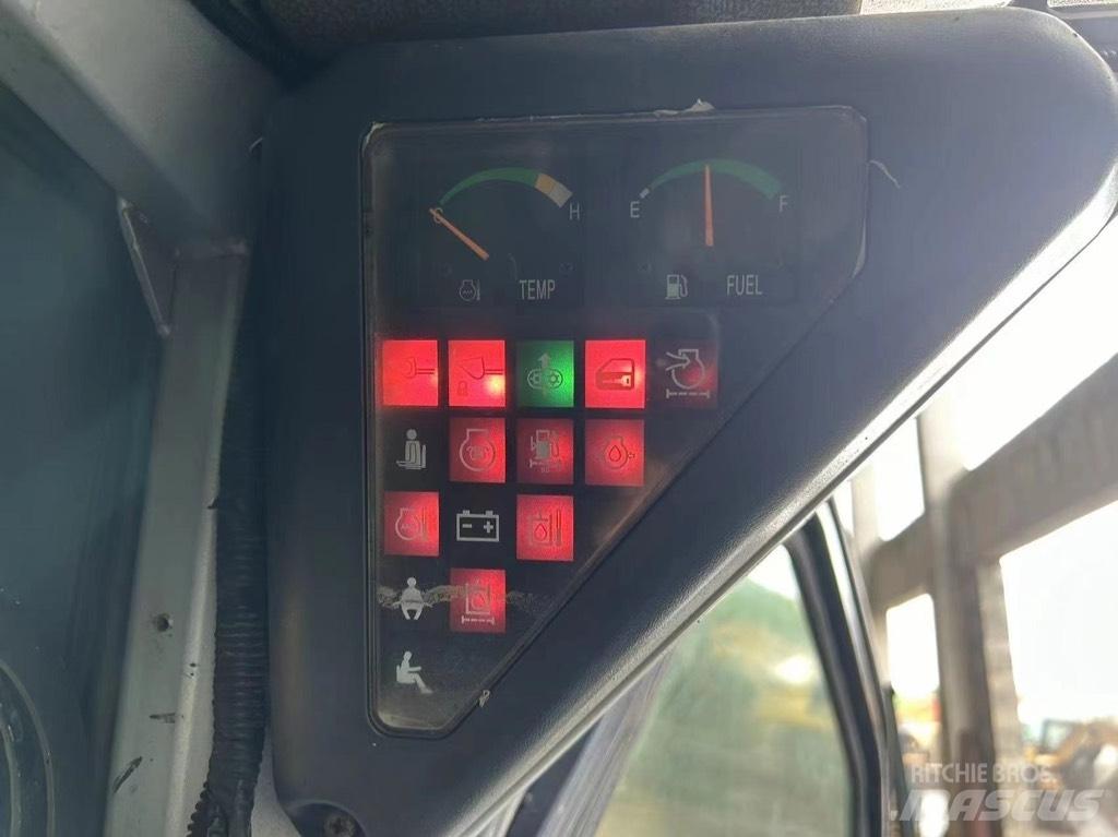 LiuGong 375B Šmykom riadené nakladače