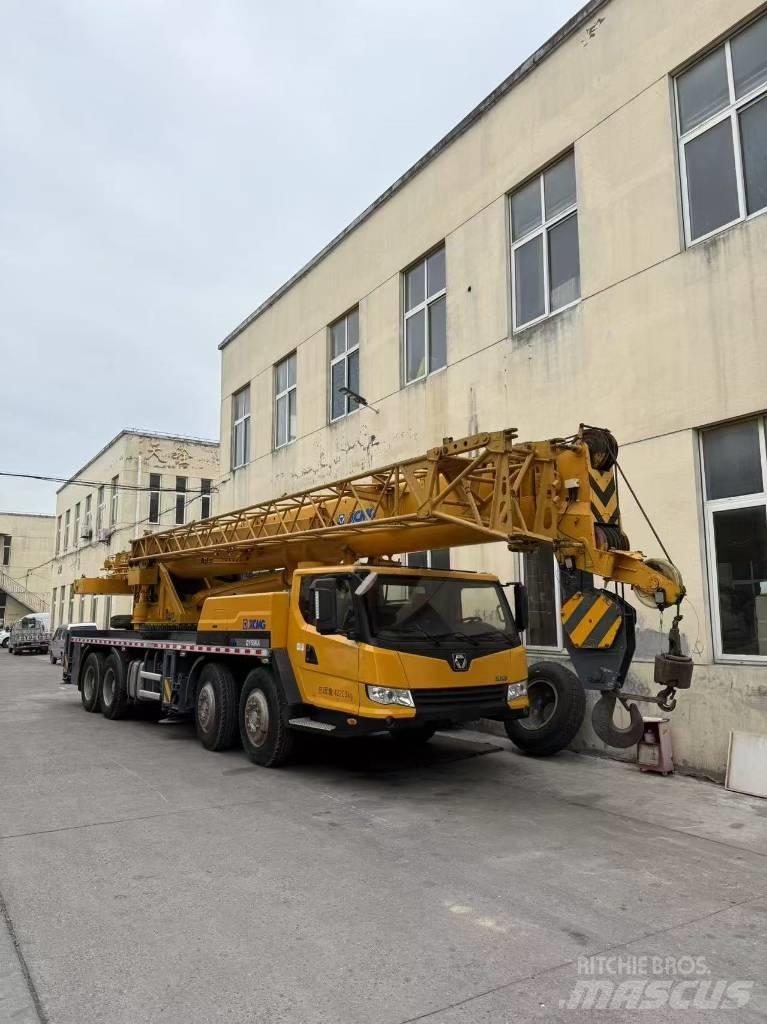 XCMG QY 50 KA Univerzálne terénne žeriavy