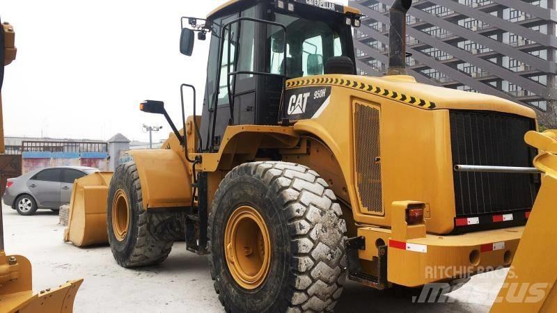 CAT 950h Kolesové nakladače