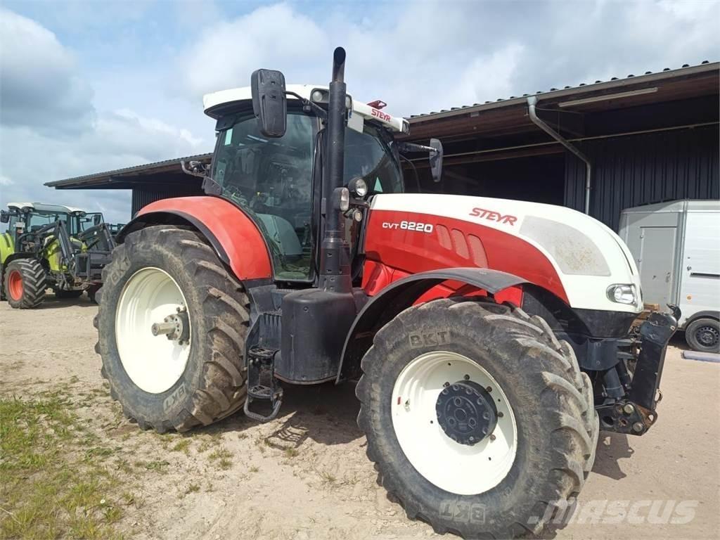 Steyr 6220 CVT Traktory