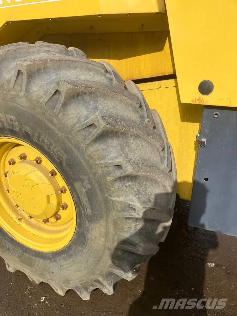 Bomag BW 213 Ťahačové valce