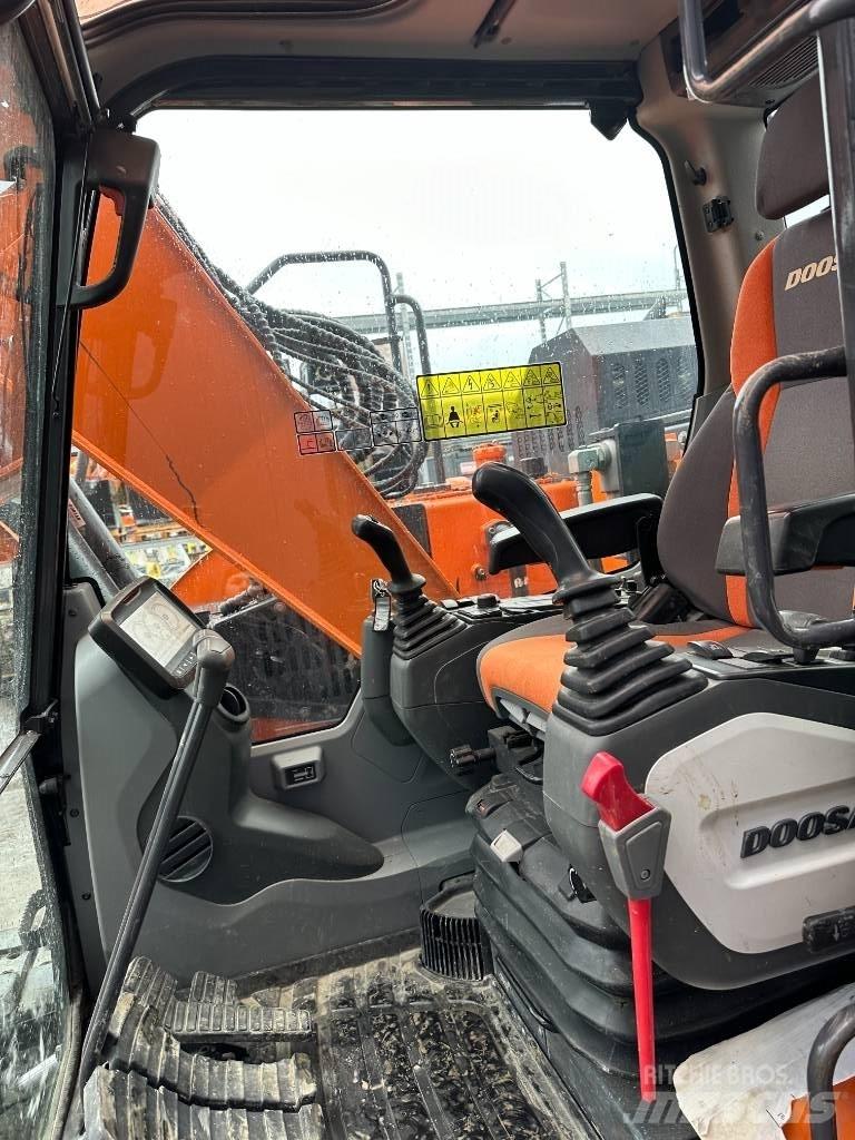 Doosan DX 140 LCR-5 Pásové rýpadlá
