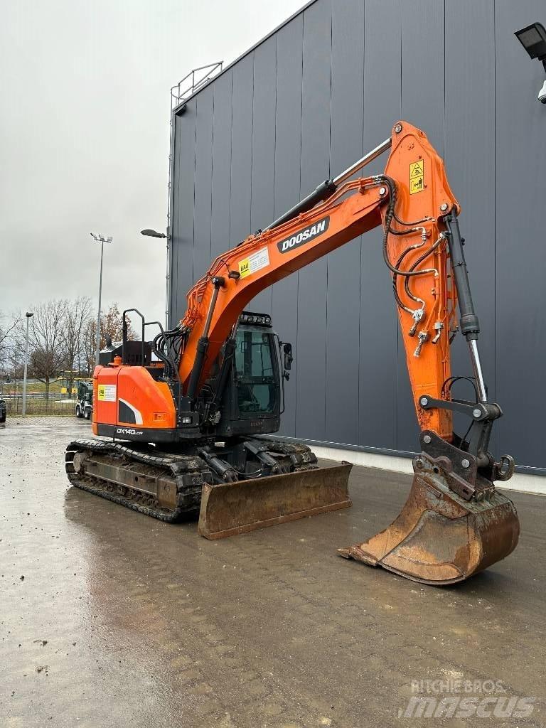 Doosan DX 140 LCR-5 Pásové rýpadlá