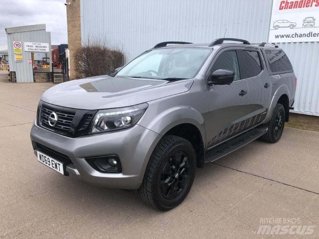 Nissan Navara Nakladacia/sklápacia bočnica