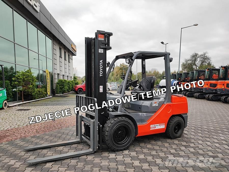 Toyota 02-8FGJF35 LPG vozíky