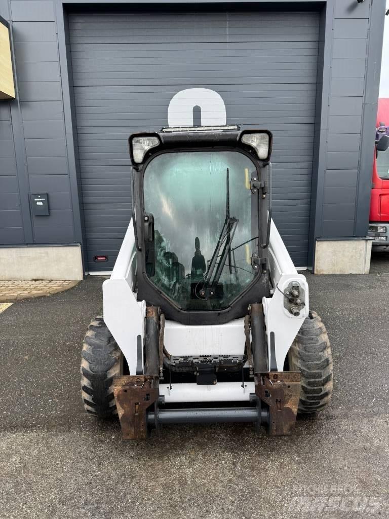 Bobcat S 530 Šmykom riadené nakladače