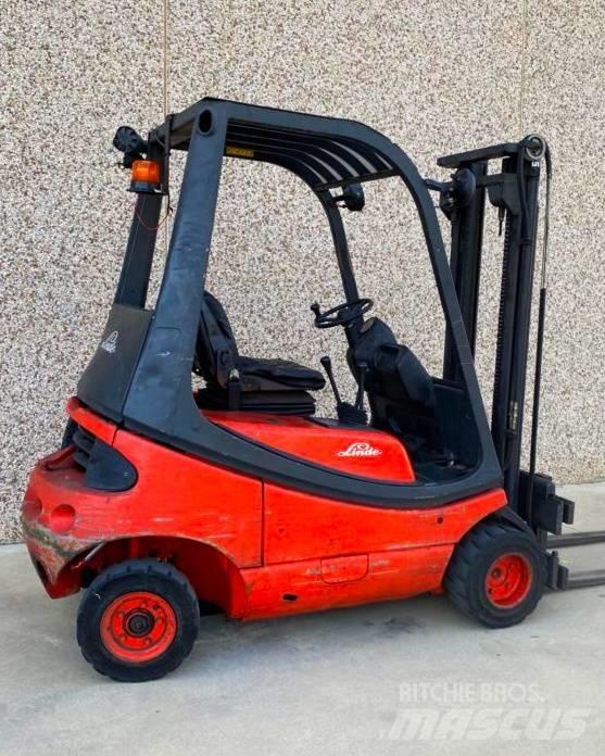 Linde H18 Dieselové vozíky
