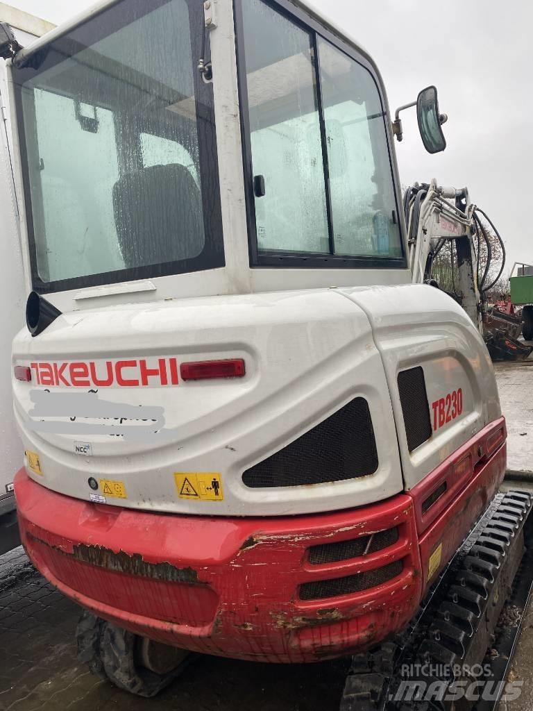 Takeuchi TB 230 Mini rýpadlá < 7t