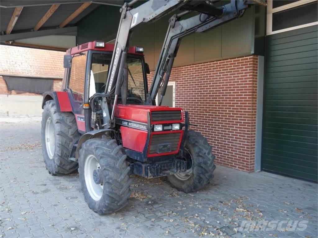 Case IH 844 XL+ Traktory