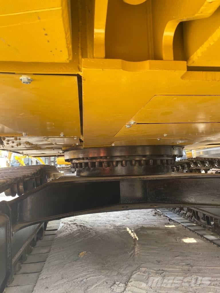 CAT 330 D Pásové rýpadlá