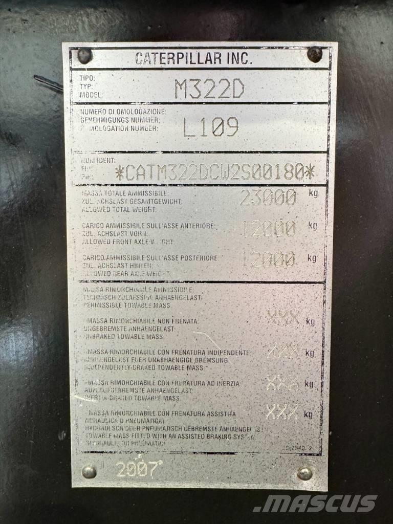 CAT M 322 D Kolesové rýpadlá