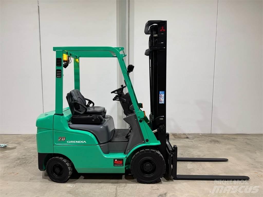 Mitsubishi FD20NT Dieselové vozíky
