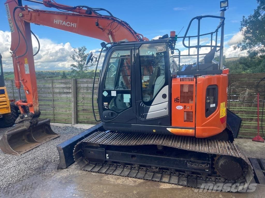 Hitachi ZX 135 US-6 Pásové rýpadlá