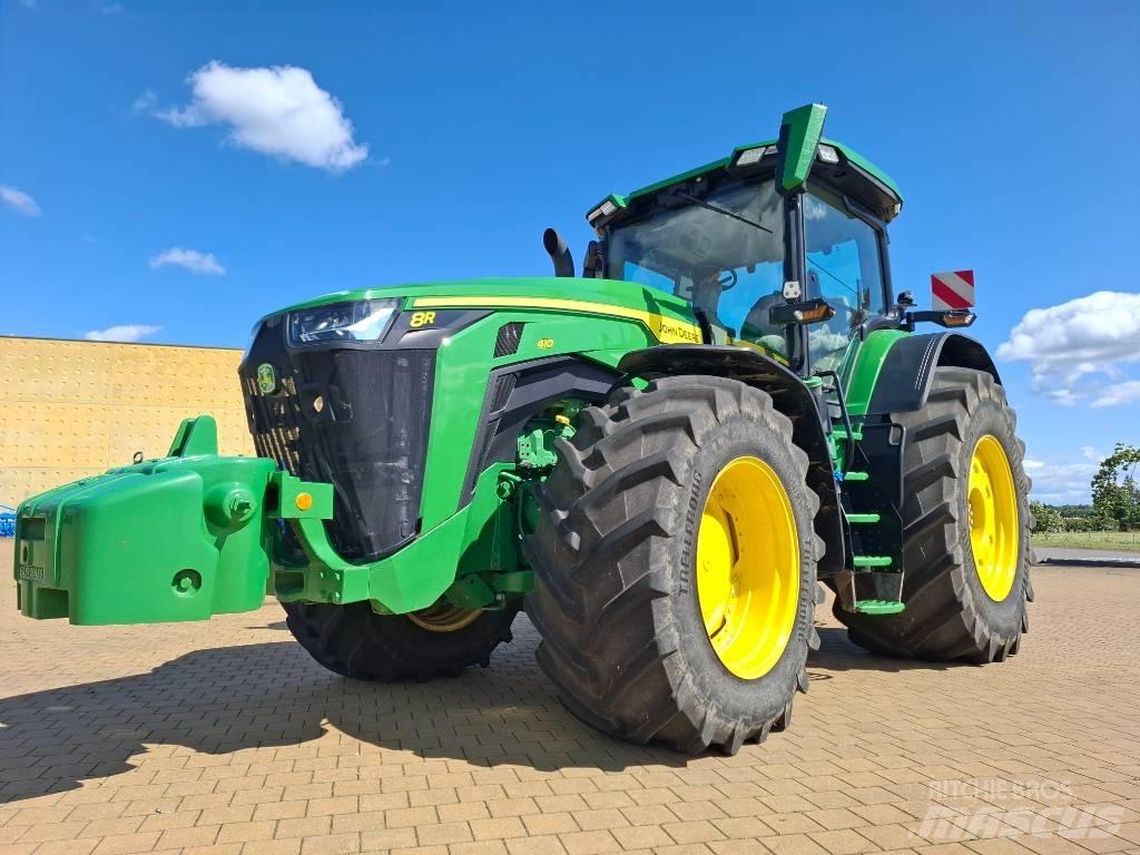 John Deere 8R410 Traktory