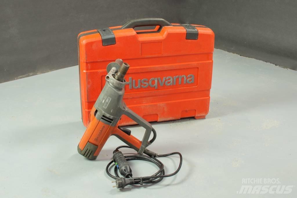 Husqvarna DM230 Ostatné vŕtacie zariadenia