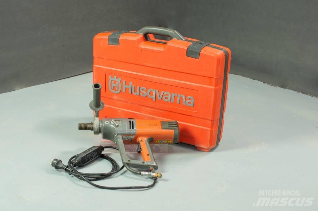 Husqvarna DM230 Ostatné vŕtacie zariadenia