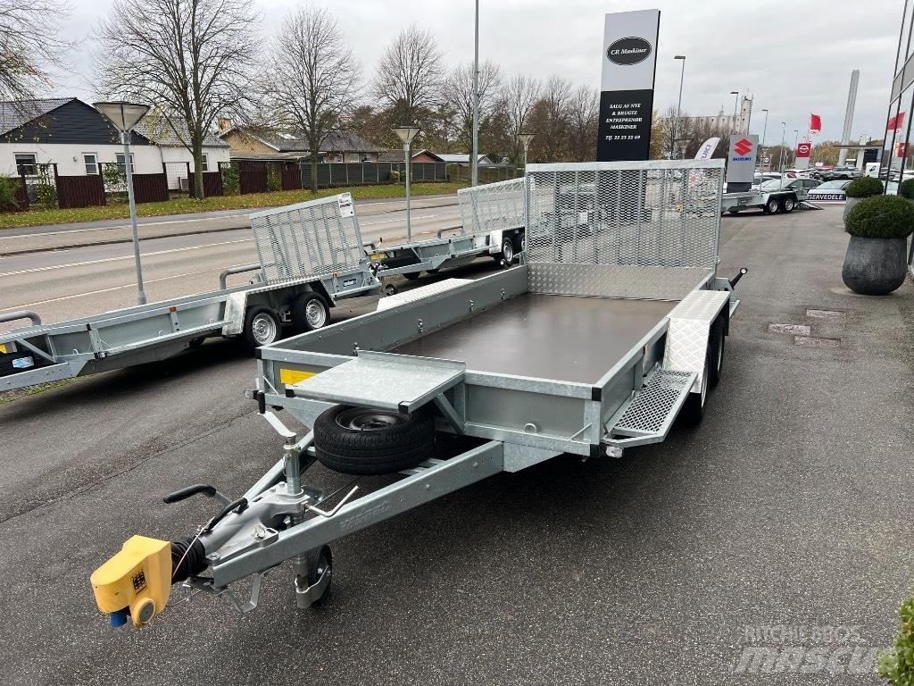 Variant 3518 m4 Prívesy na prepravu automobilov