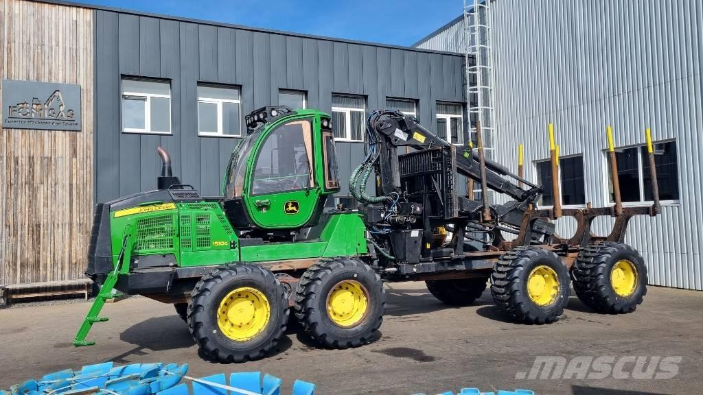 John Deere 1510 G Lesné traktory