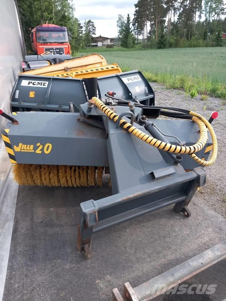Vila Avoharja 200 Zametacie stroje