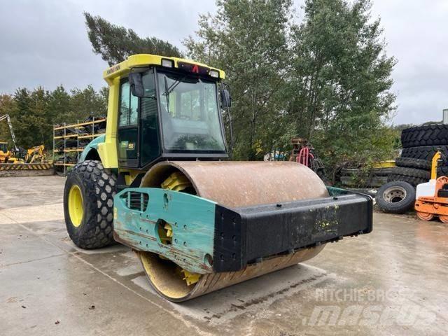 Ammann ASC 150 D Ťahačové valce