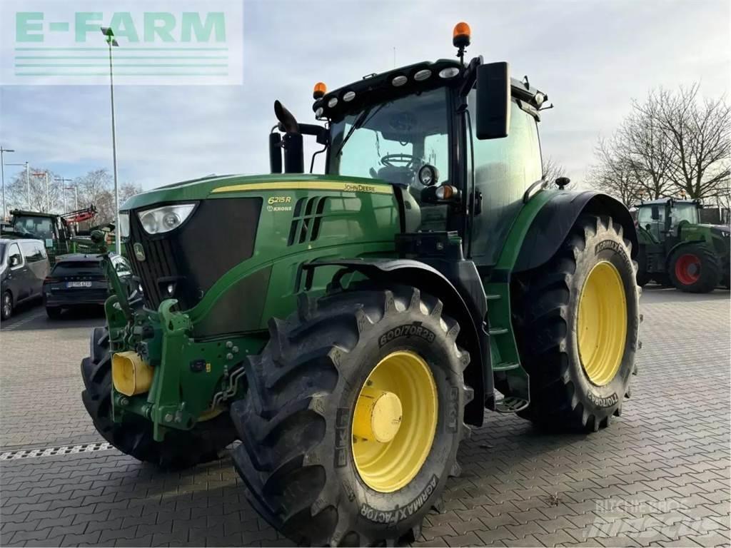 John Deere 6215r Traktory
