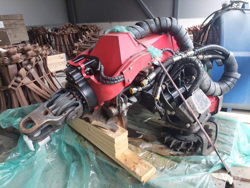 Komatsu 365.1 Žatevné hlavy