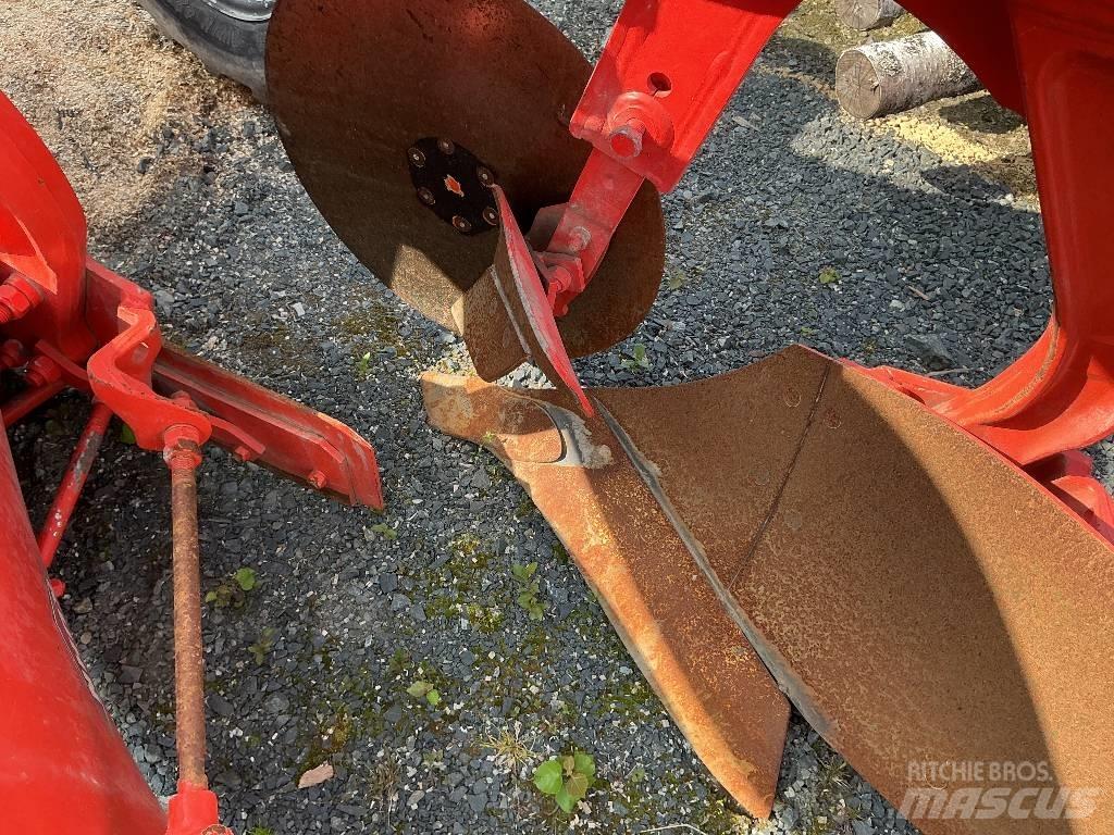 Kuhn Vari-Master 123 Dvojstranné pluhy