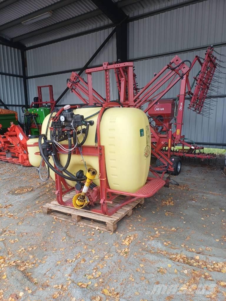 Hardi Master 850l Nesené postrekovače