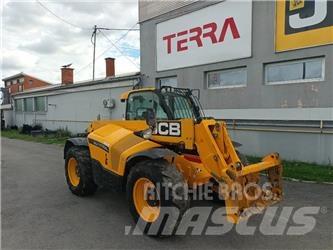 JCB 542-70 IND Teleskopické kolesové nakladače