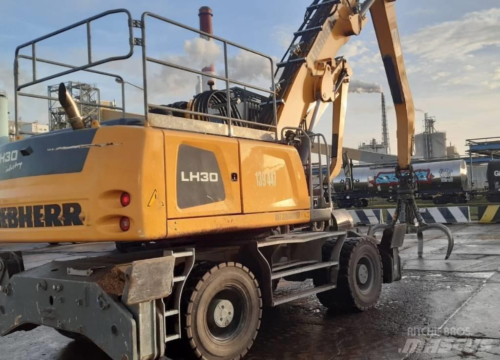 Liebherr LH 30 M Stroje pre manipuláciu s odpadom