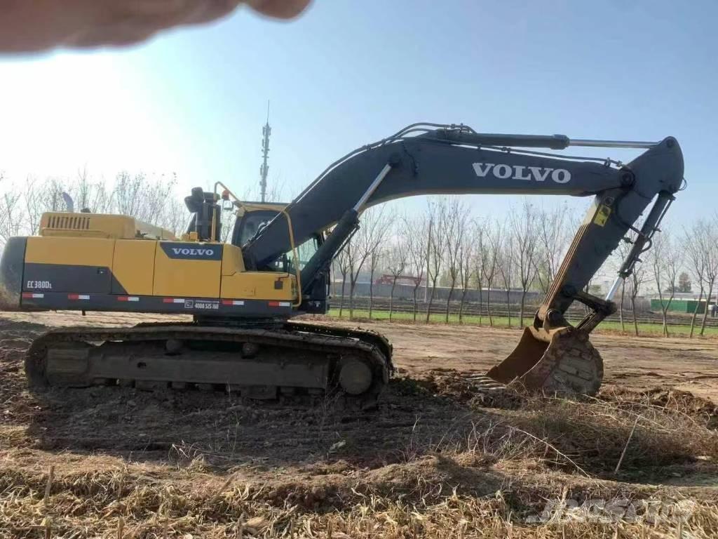 Volvo EC 380 Pásové rýpadlá