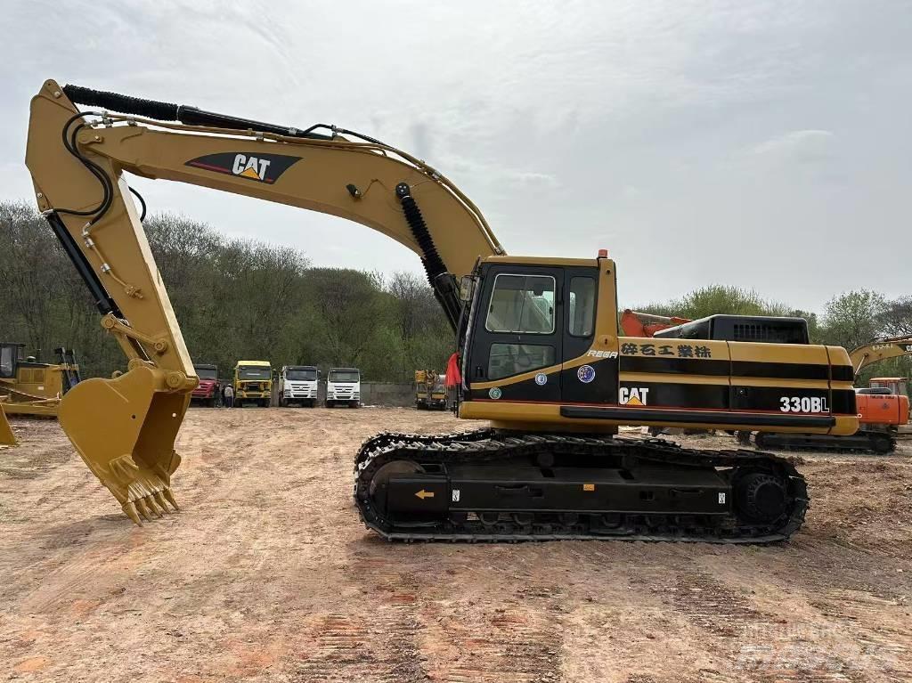 CAT 330 B L Pásové rýpadlá
