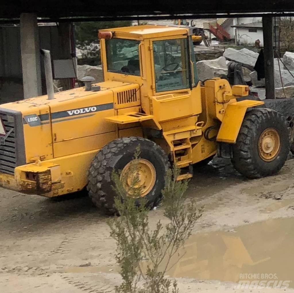 Volvo L 90 C Kolesové nakladače