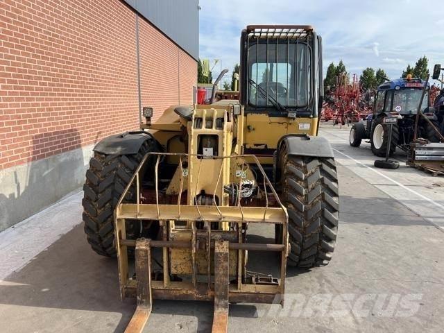CAT TH62 Teleskopické nakladače pre poľnohospodárstvo
