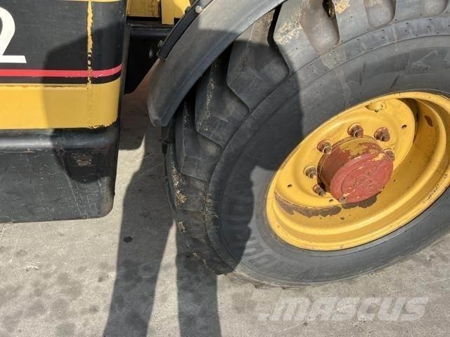 CAT TH62 Teleskopické nakladače pre poľnohospodárstvo