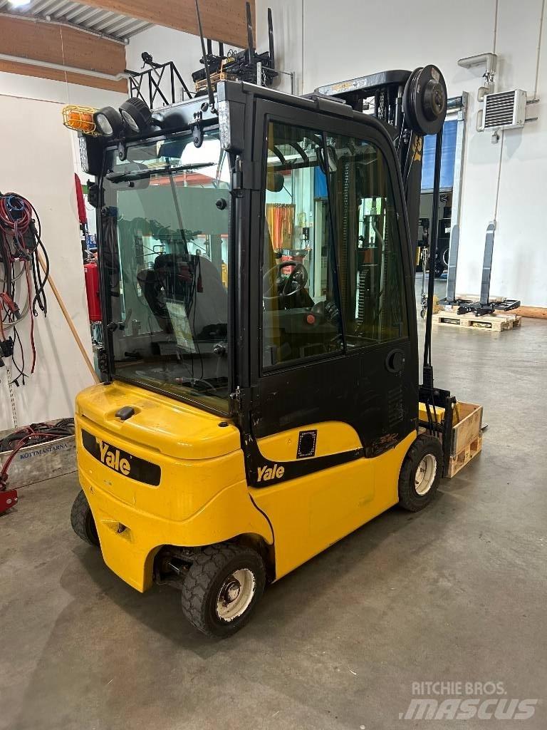 Yale ERP18VF Akumulátorové vozíky