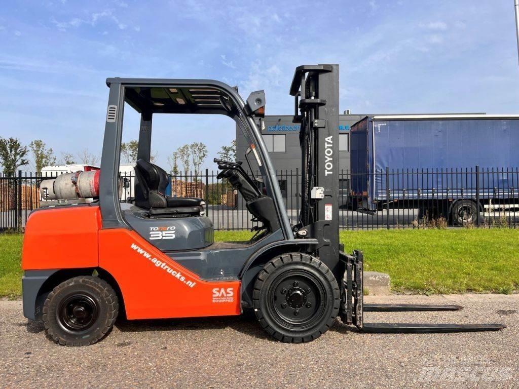 Toyota 02- 8FGJF35 LPG vozíky