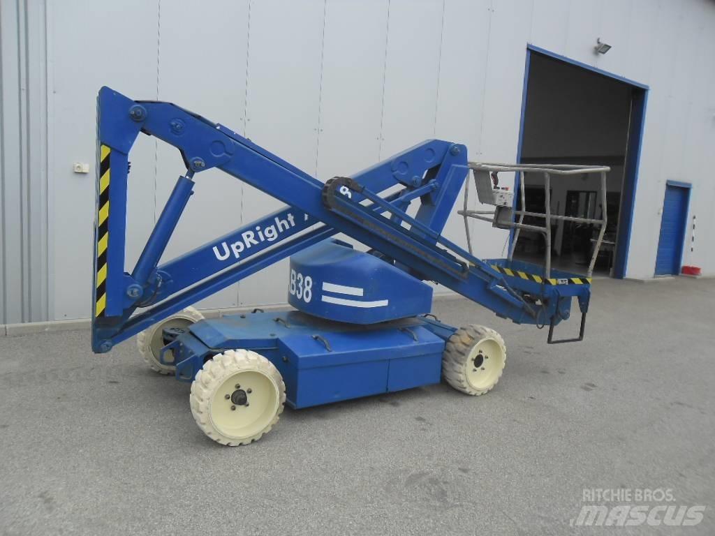 UpRight AB38N Kĺbové plošiny
