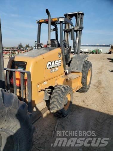 CASE 586H Terénne vysokozdvižné vozíky