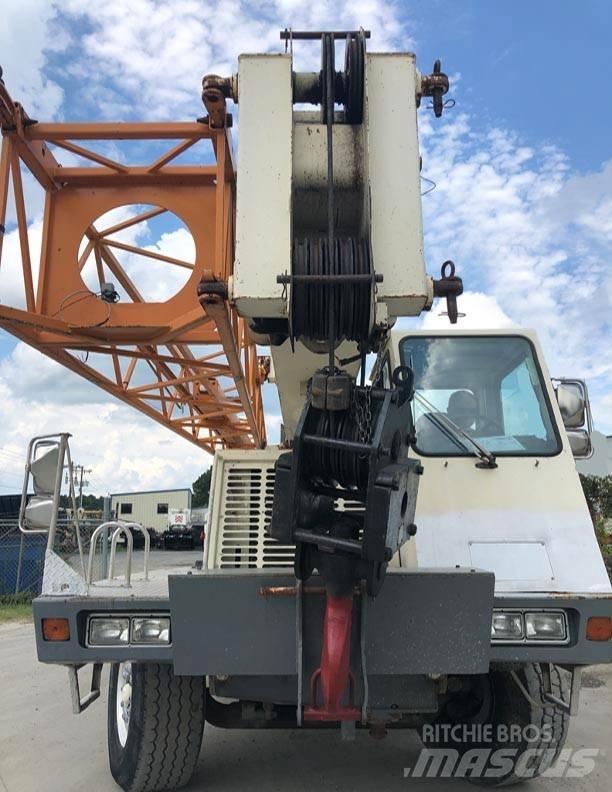 Terex T 340 Univerzálne terénne žeriavy