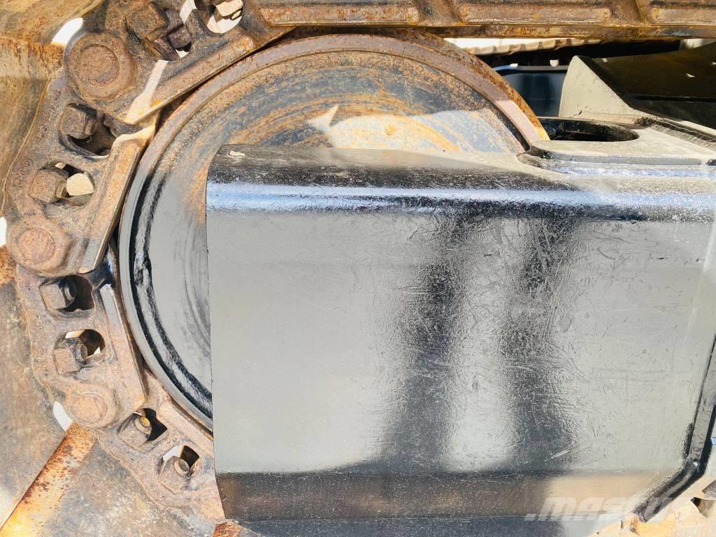 CAT 317 Pásové rýpadlá