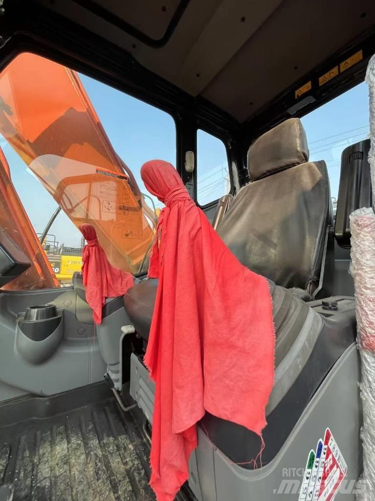 Hitachi ZX 160 Pásové rýpadlá
