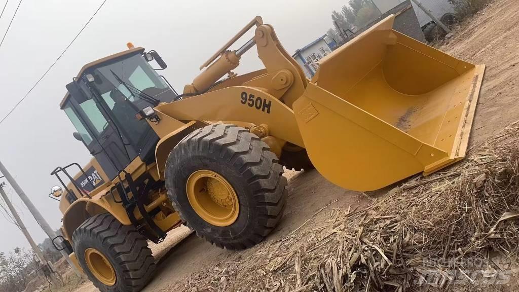 CAT 950H Kolesové nakladače