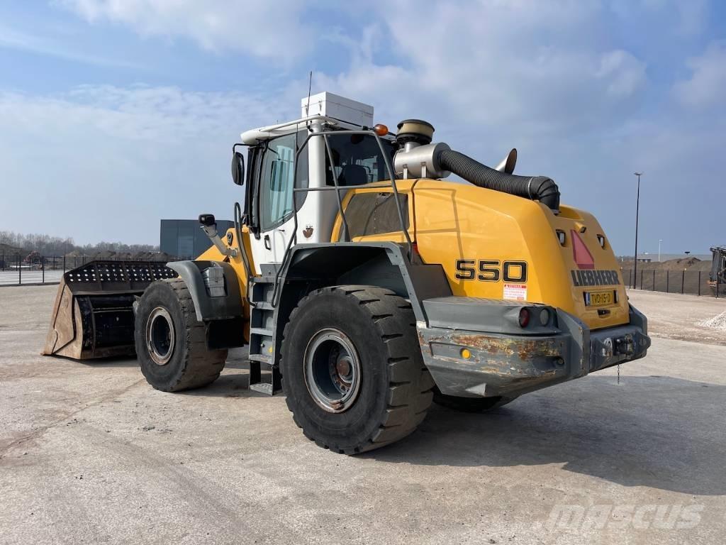 Liebherr 550 CDC + BSS Kolesové nakladače